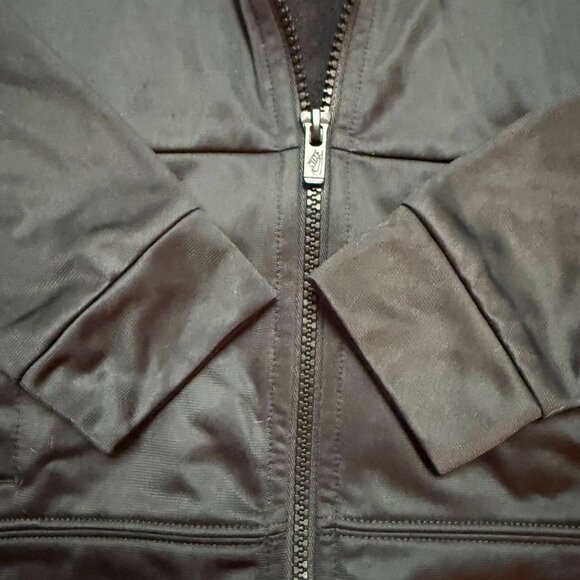 Nike Boy/Girl Jacket - Black - 4T - Perfect Jacket for Cold Weather Layering! - Picture 4 of 5
